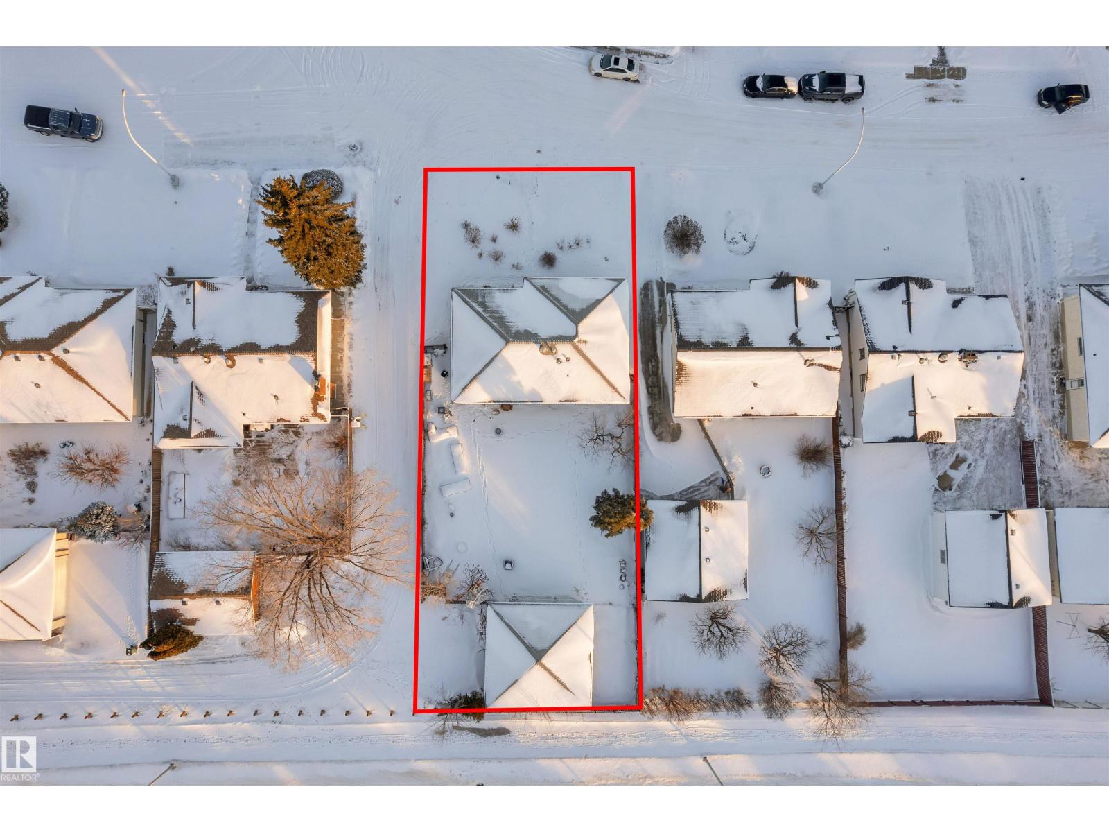 4320 74 ST NW - 44