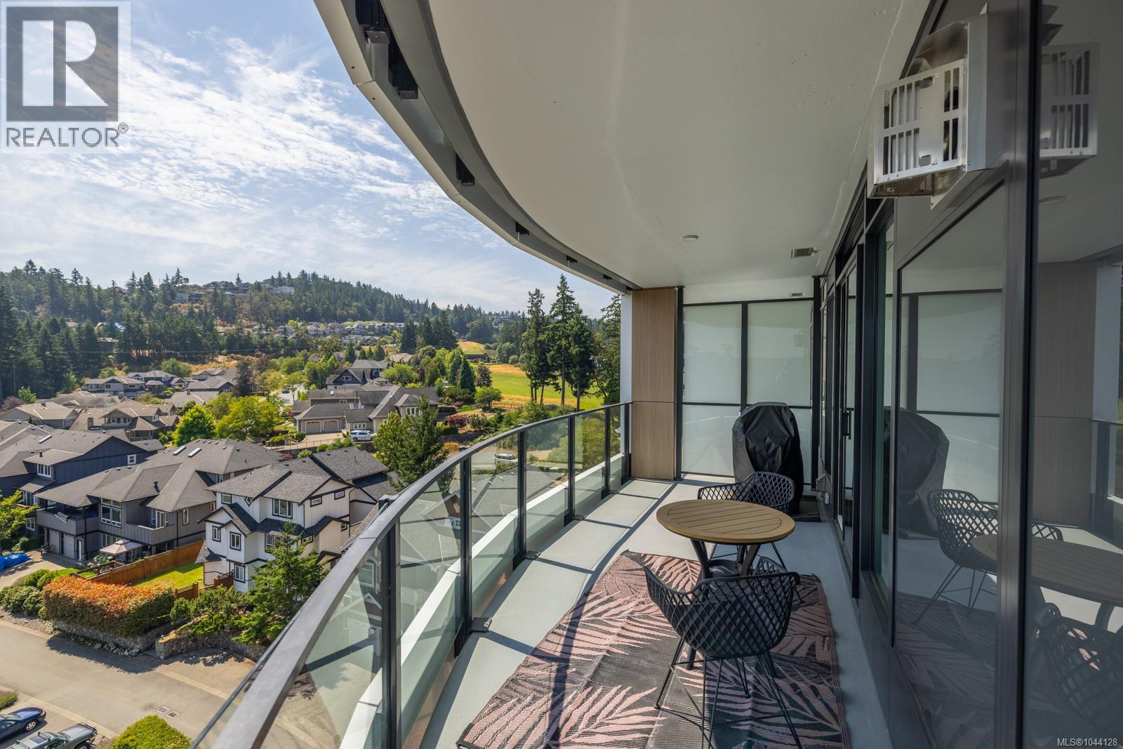 1002 2000 Hannington Rd, Langford