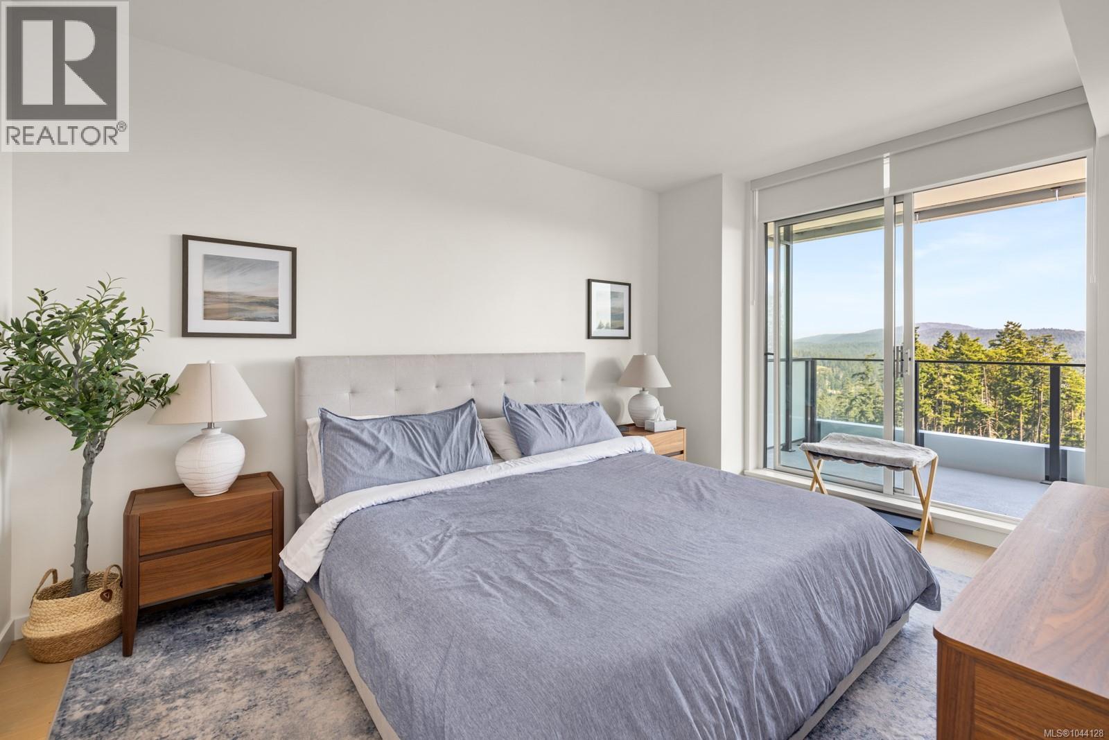 1002 2000 Hannington Rd, Langford