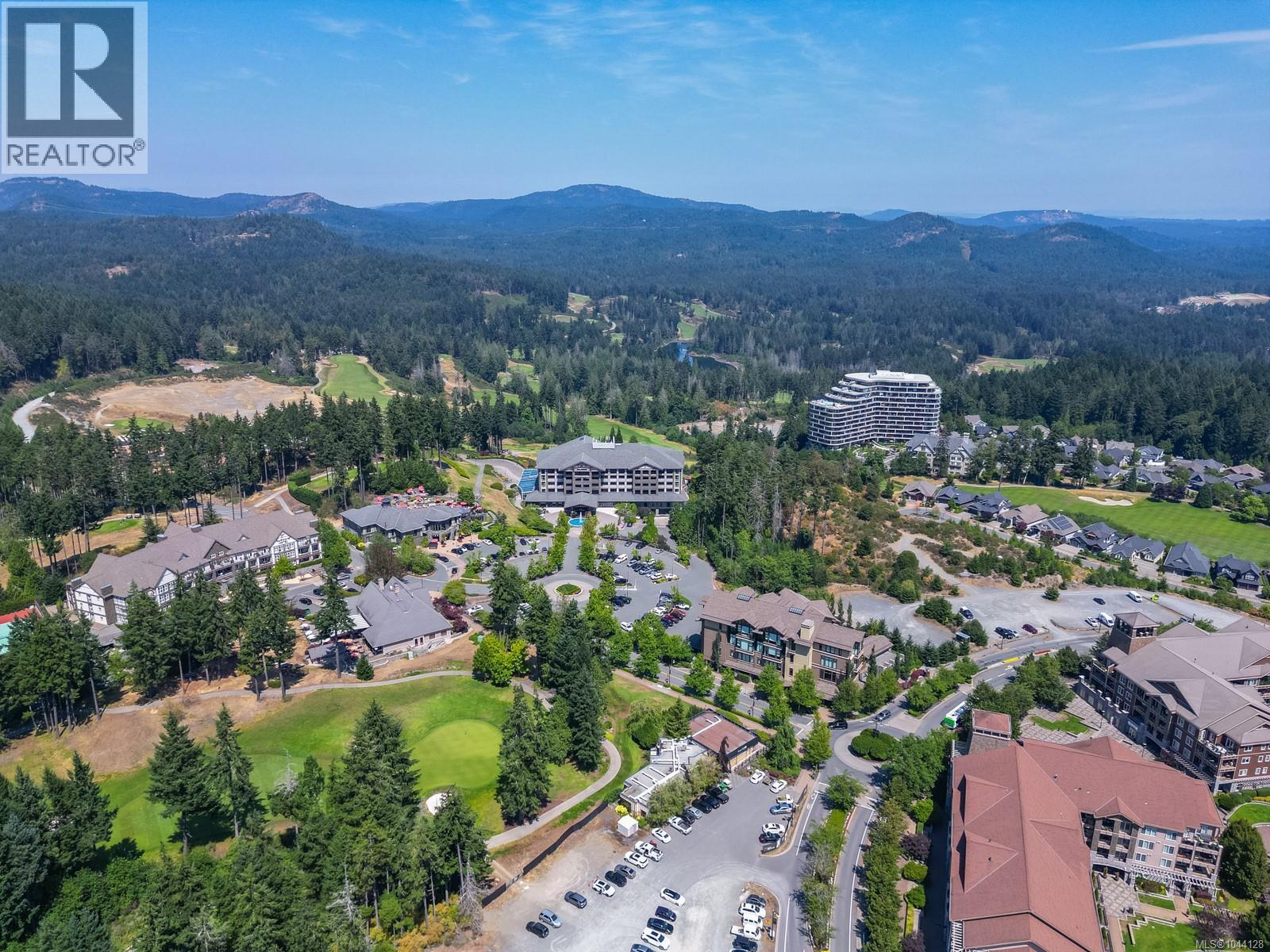1002 2000 Hannington Rd, Langford