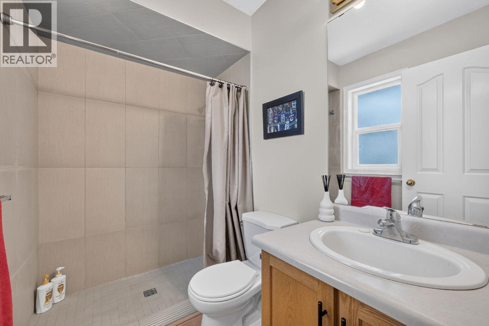  1633 Carshyl Court, Kelowna