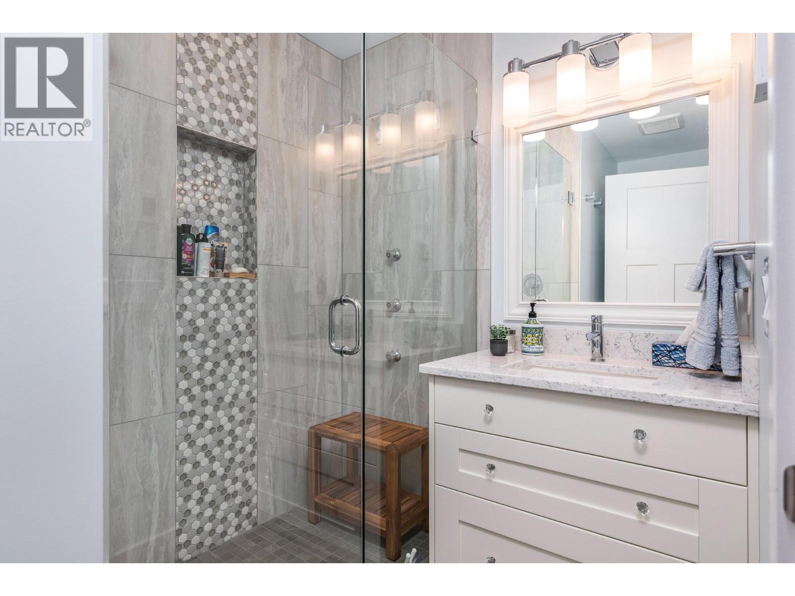 3723 Westside Road N - 11