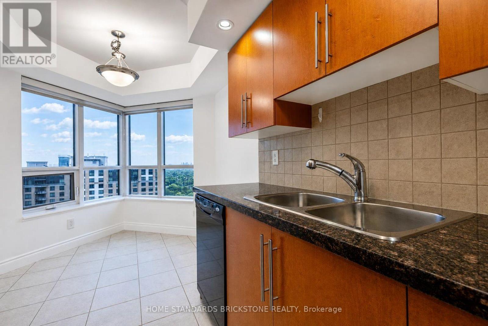 #2226 500 DORIS AVENUE - 13