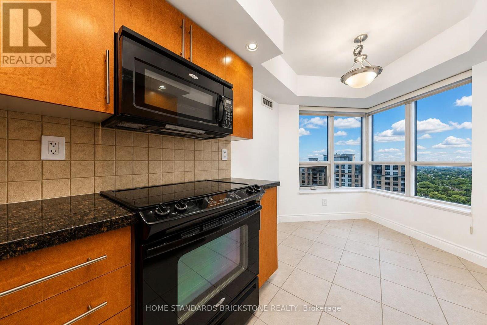 #2226 500 DORIS AVENUE - 12