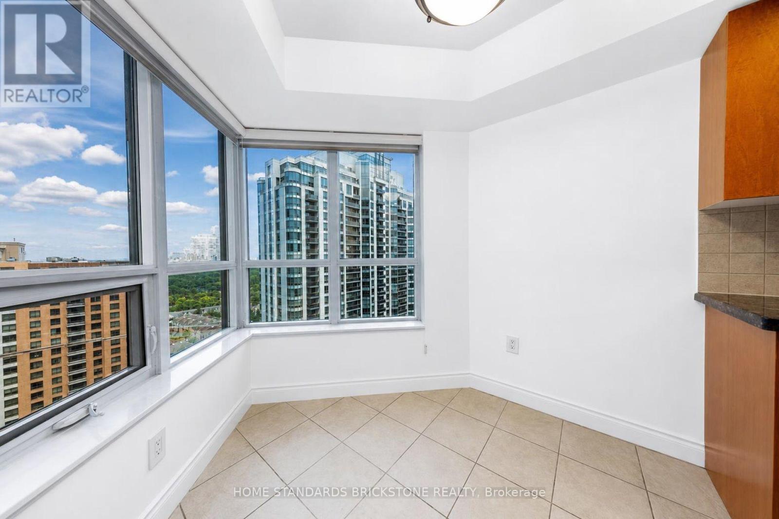 #2226 500 DORIS AVENUE - 15