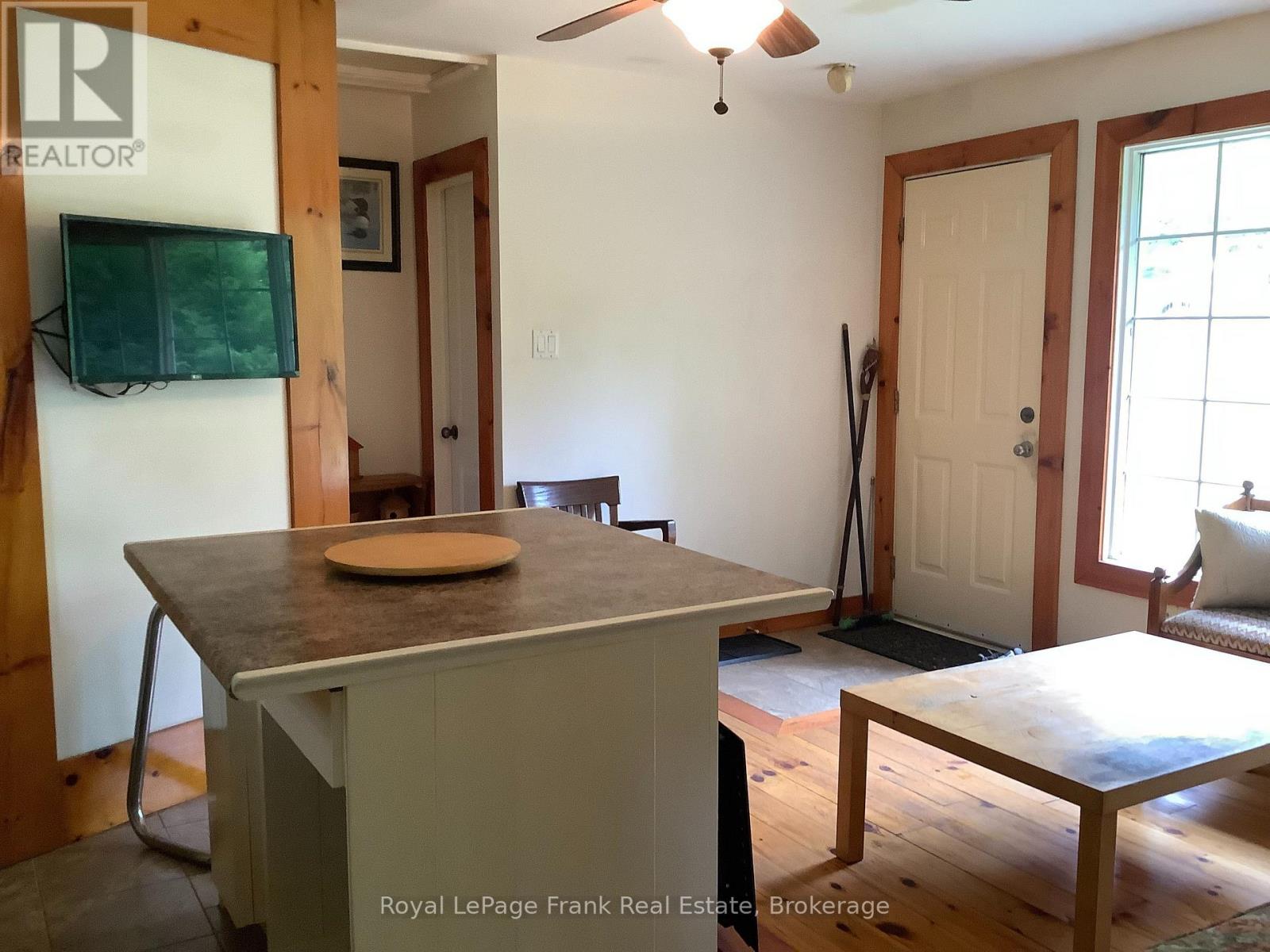 1110 HAGEN ROAD - 10