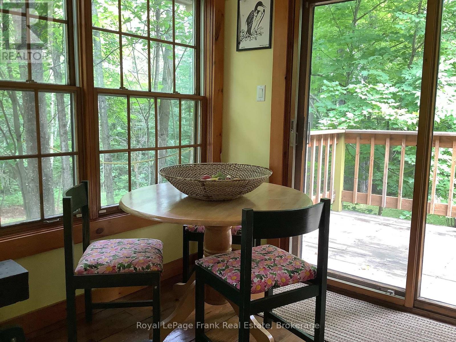 1110 HAGEN ROAD - 4