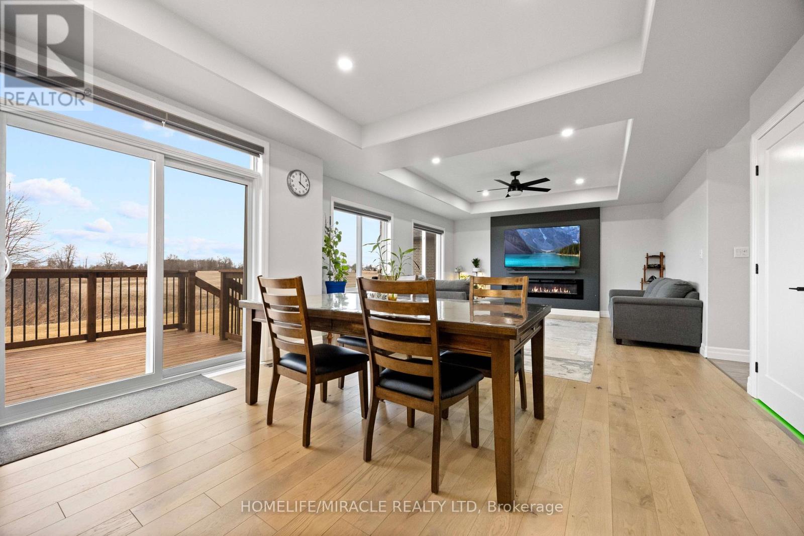 61 RAYCROFT DRIVE - 15