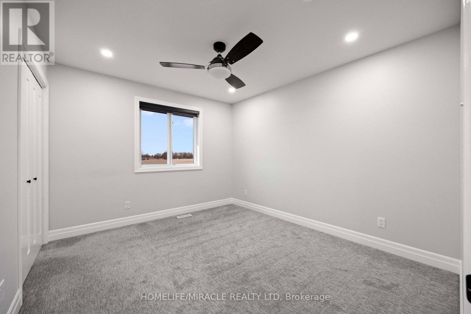61 RAYCROFT DRIVE - 39