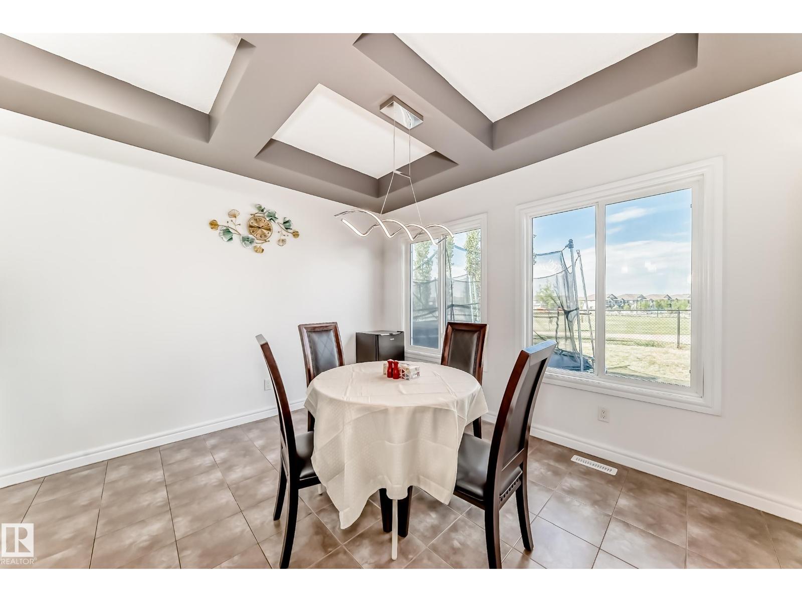2812 12 ST NW - 12