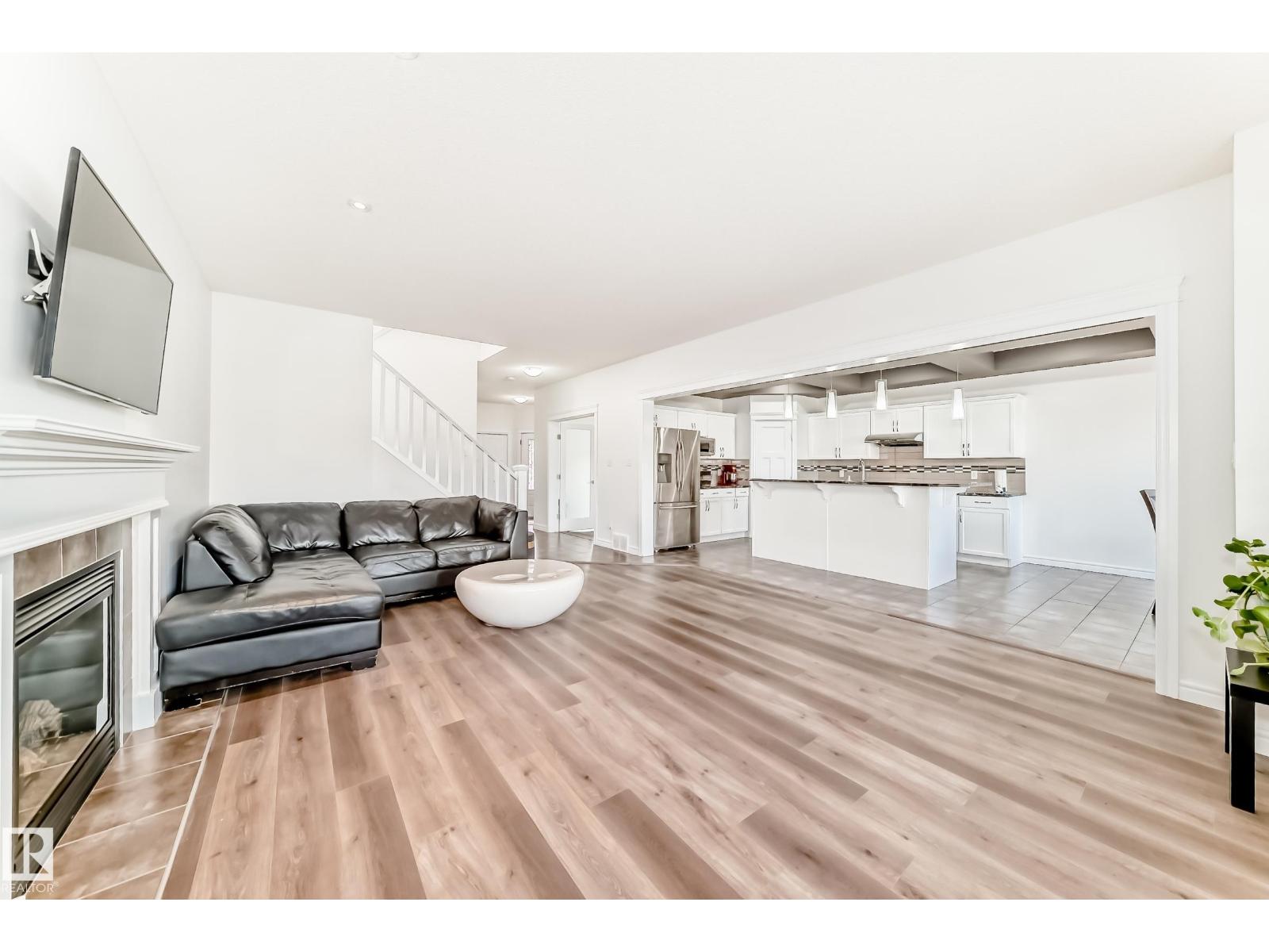 2812 12 ST NW - 13