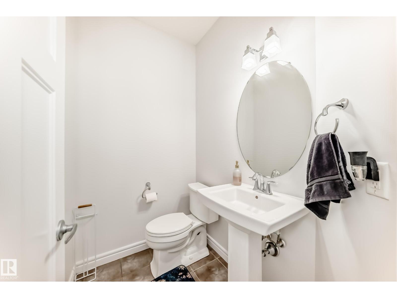 2812 12 ST NW - 19