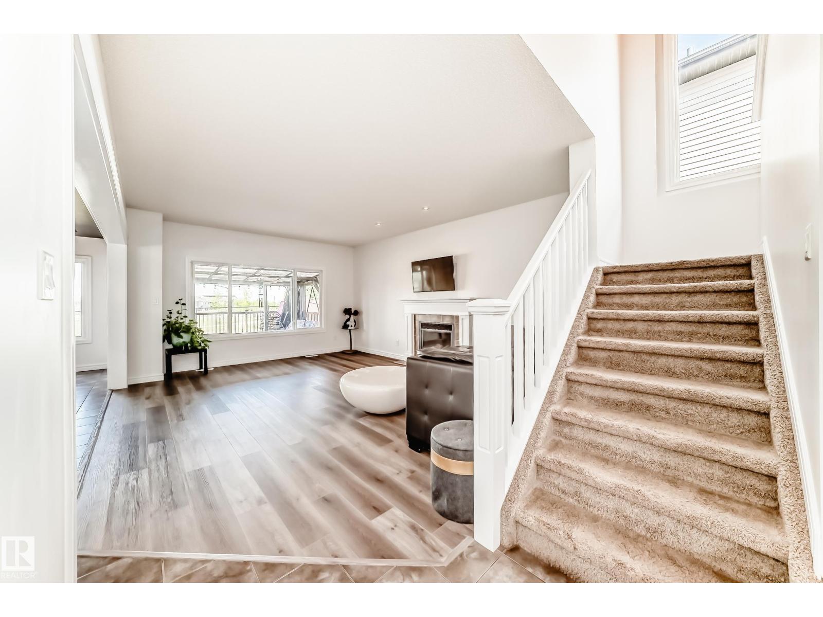 2812 12 ST NW - 22