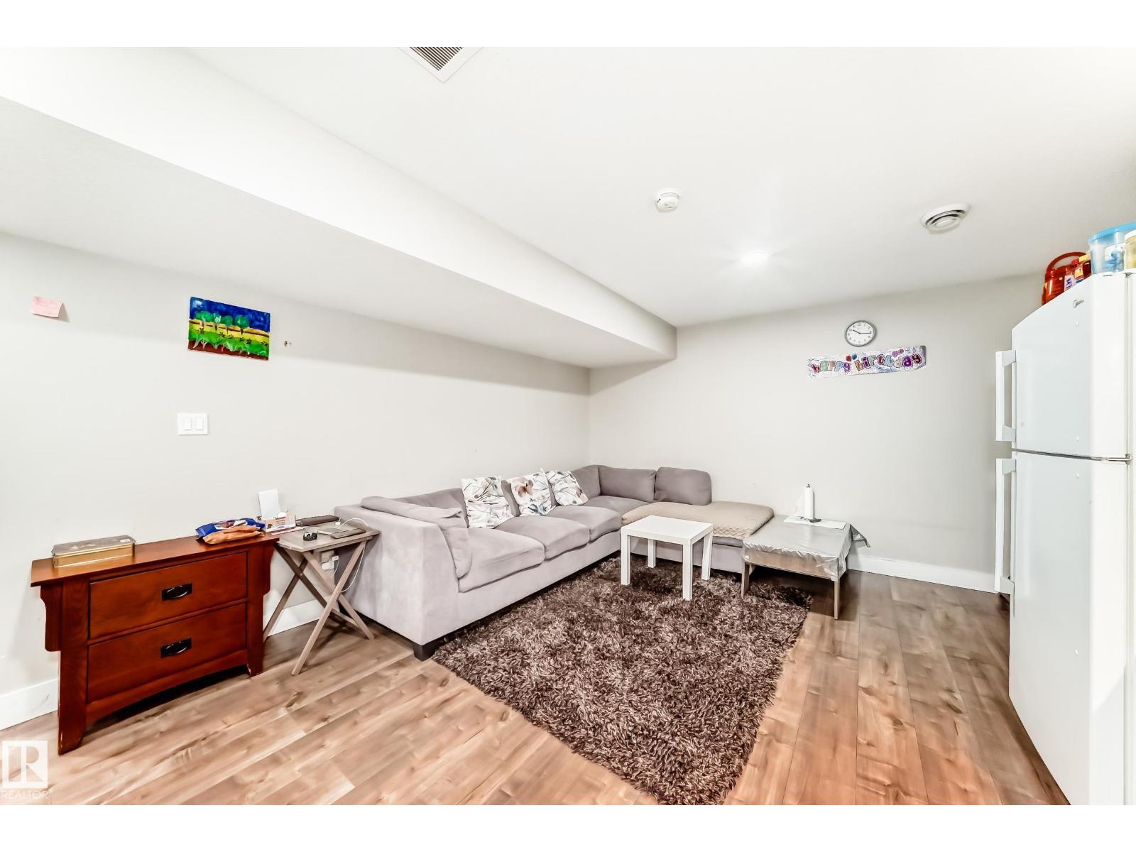2812 12 ST NW - 41