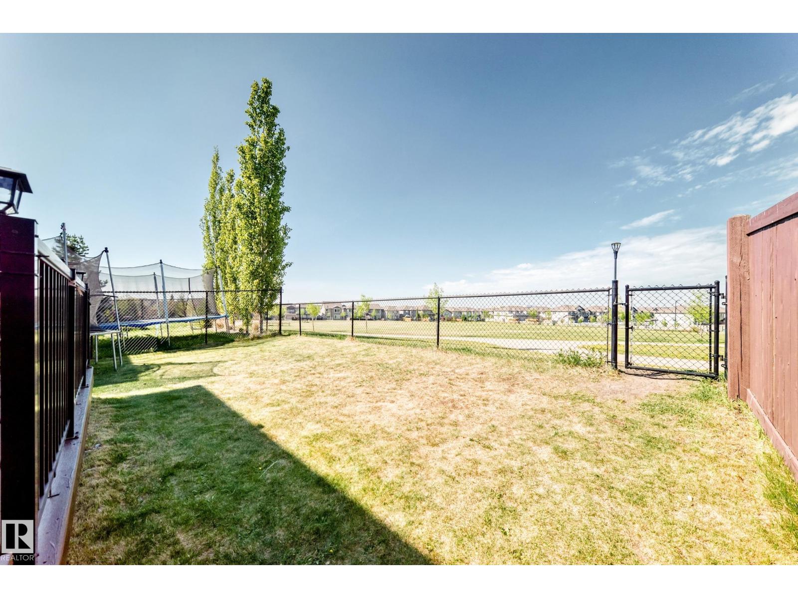 2812 12 ST NW - 52