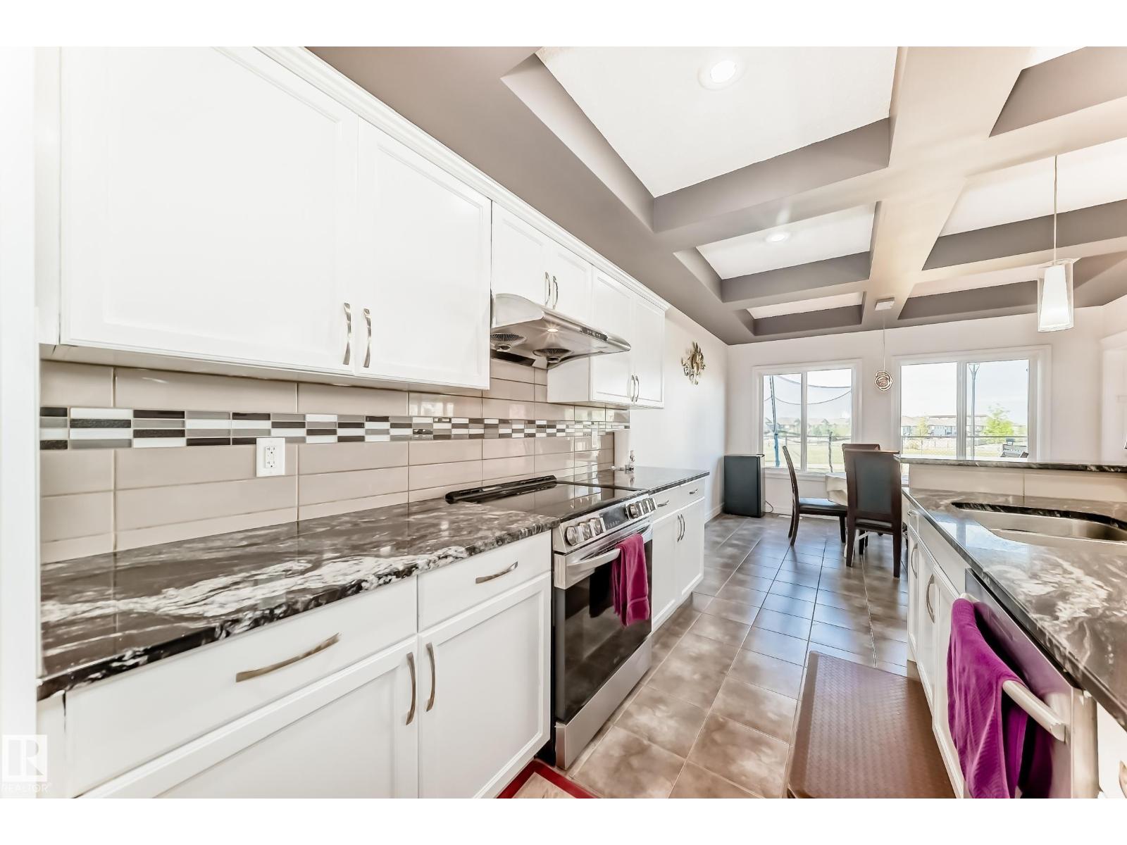 2812 12 ST NW - 8