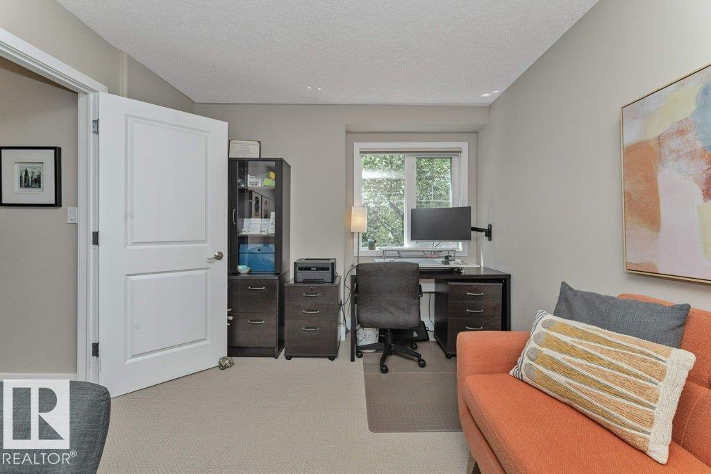 11009 131 ST NW - 32