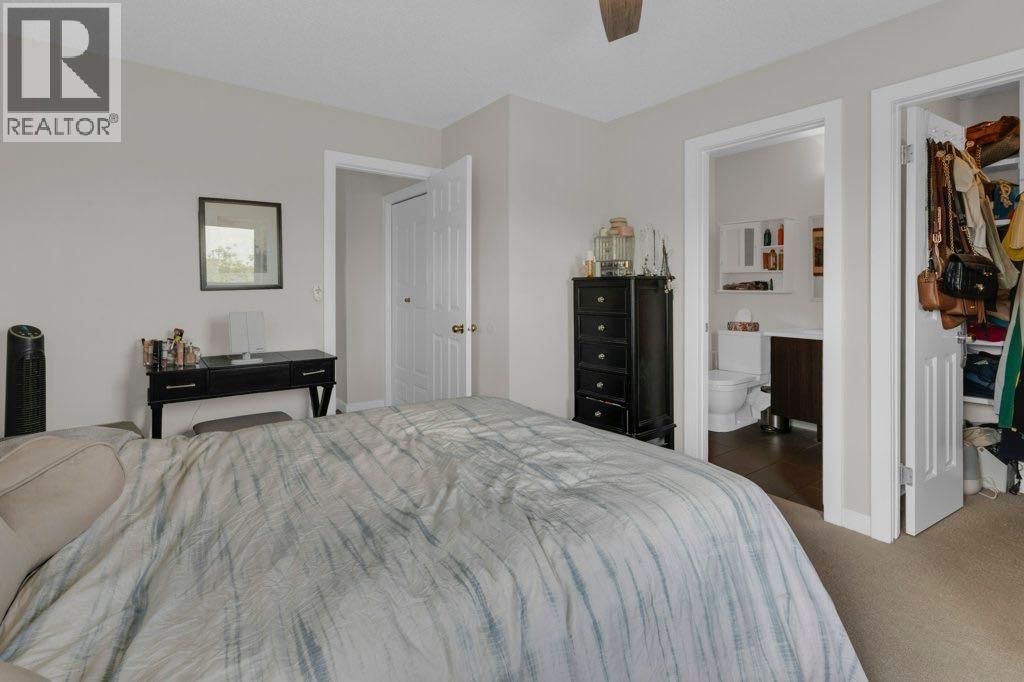 3528 20 Street SW - 12