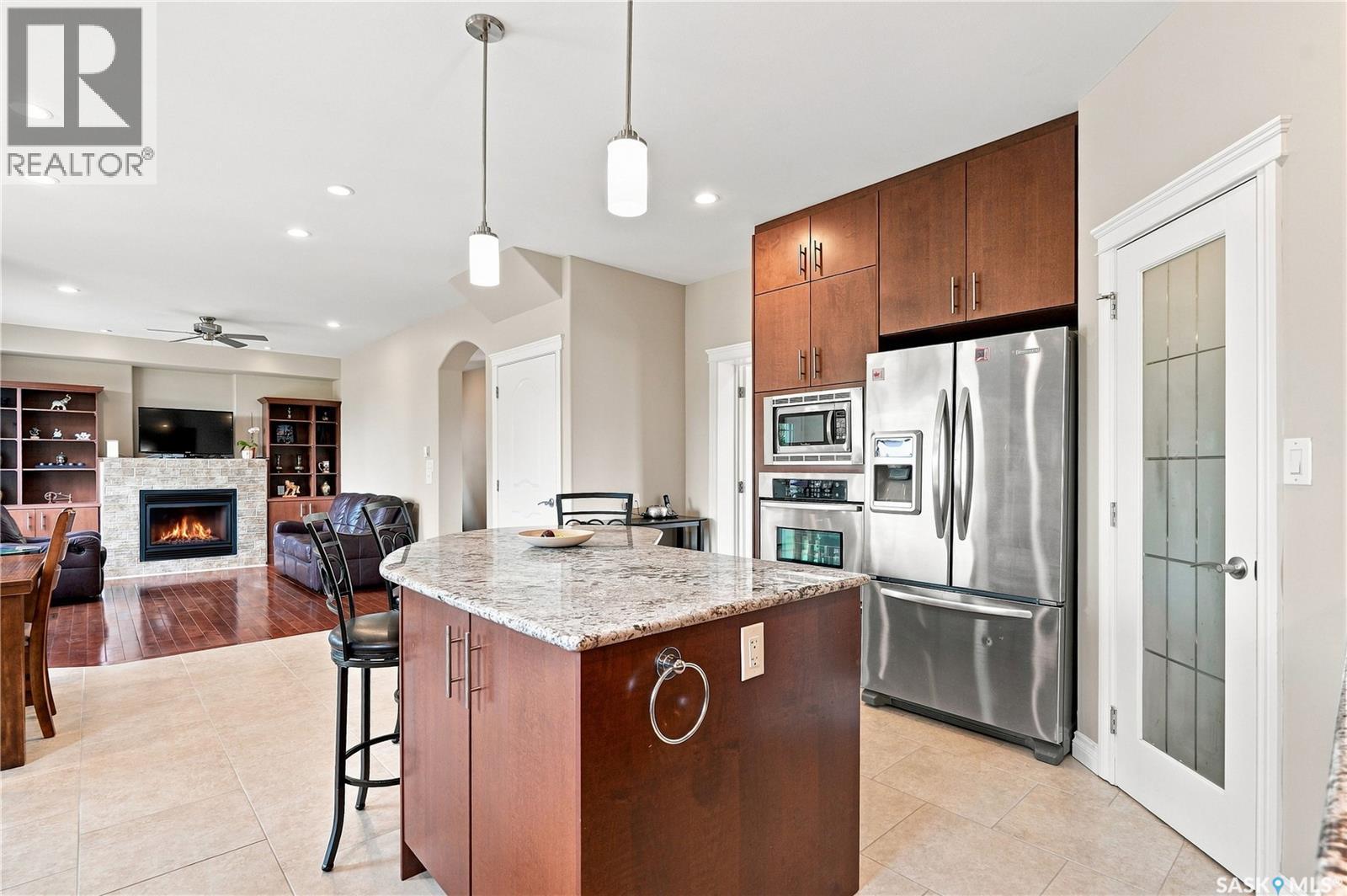 315 Waters CRESCENT - Image 25