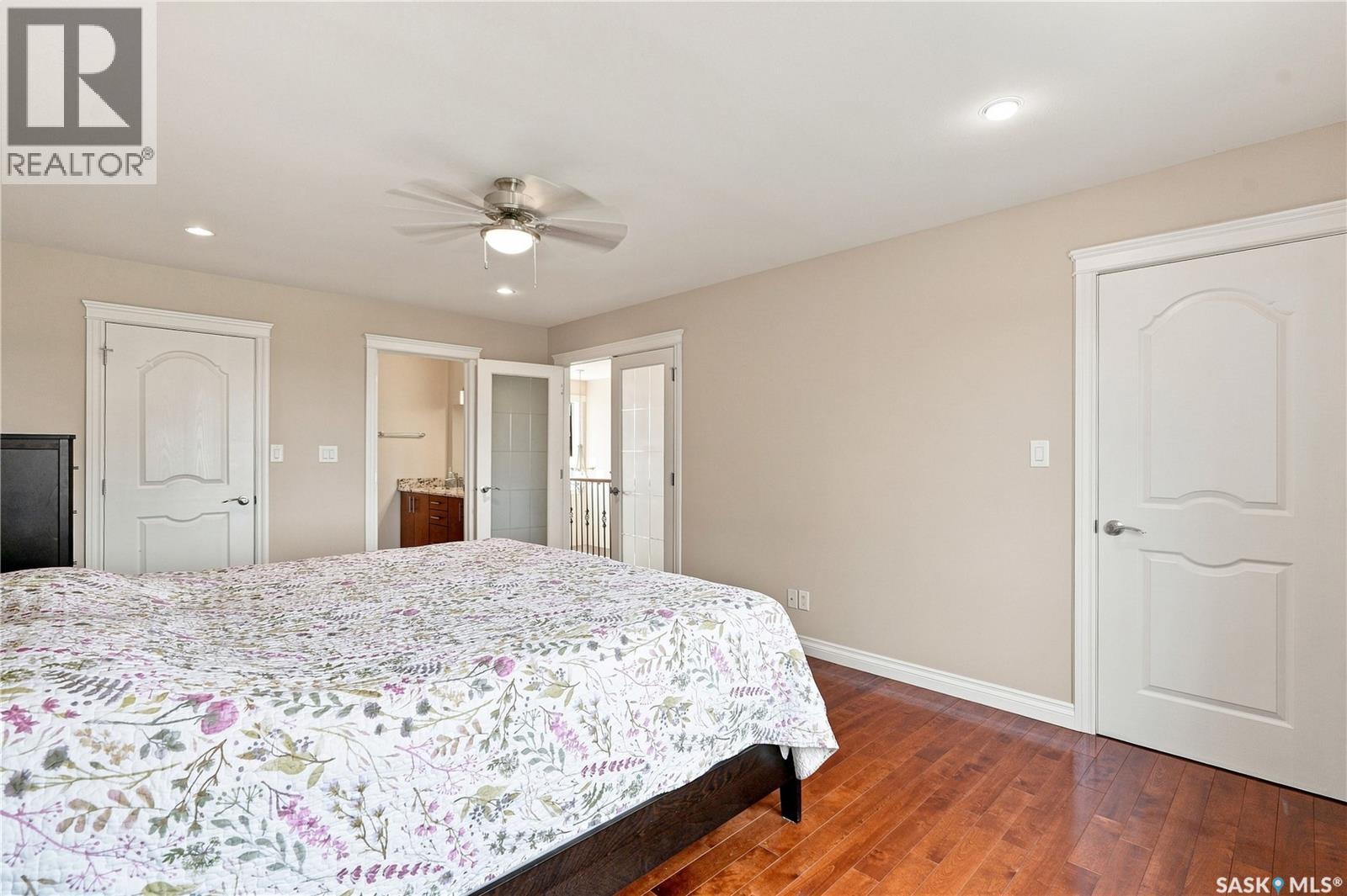 315 Waters CRESCENT - Image 38
