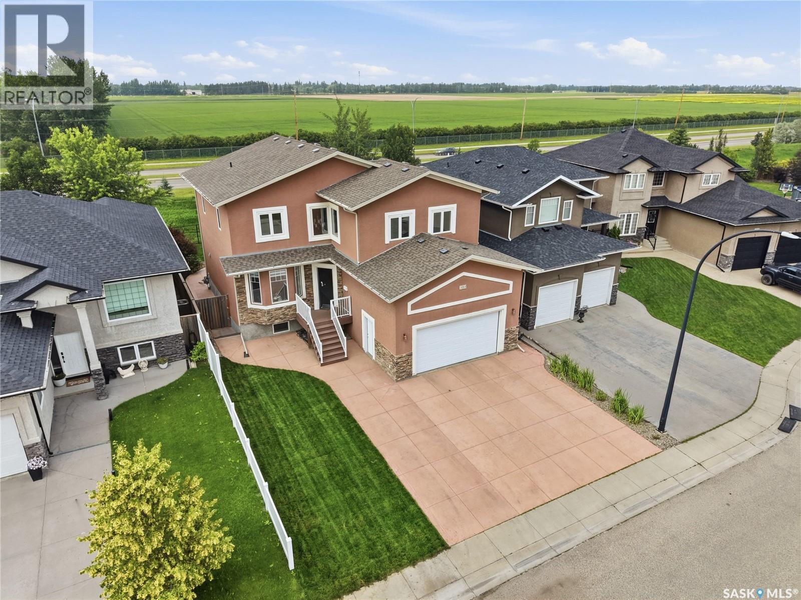 315 Waters CRESCENT - Image 4
