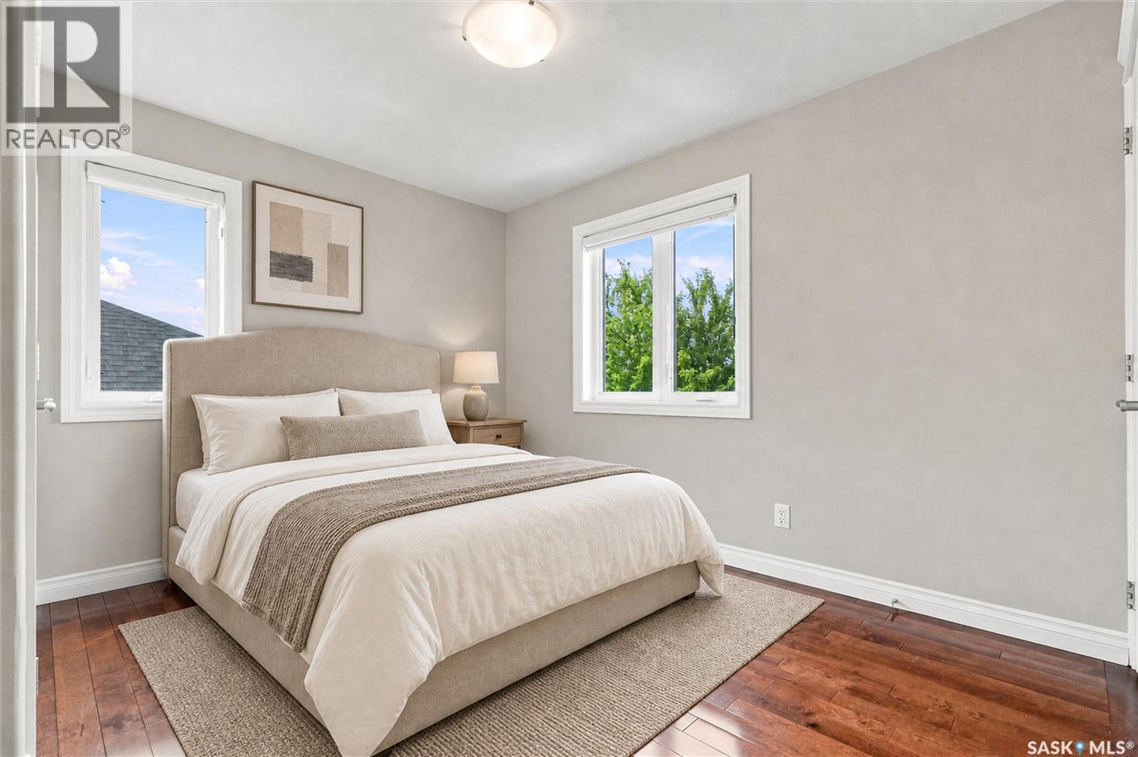 315 Waters CRESCENT - Image 44