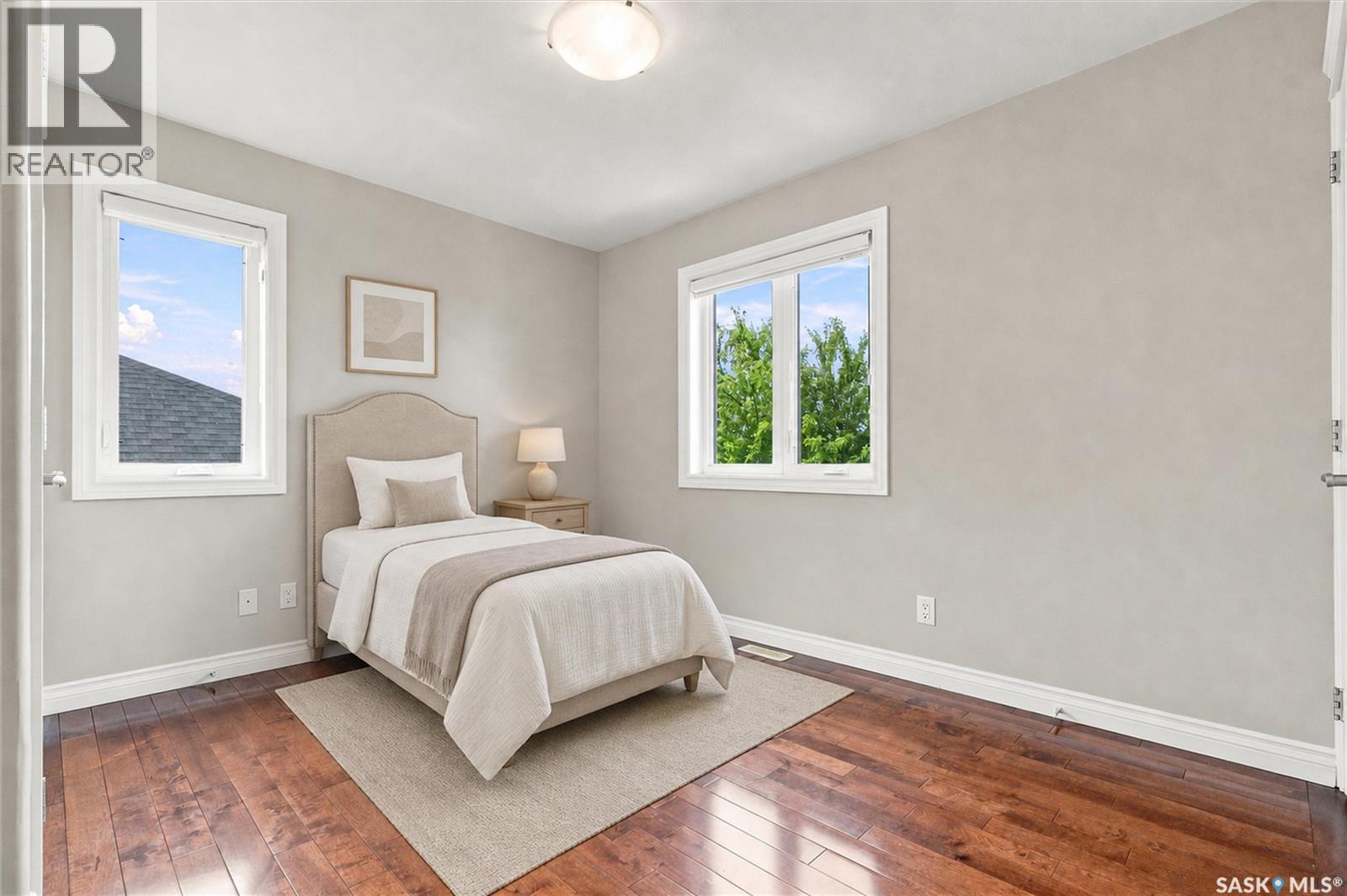 315 Waters CRESCENT - Image 45