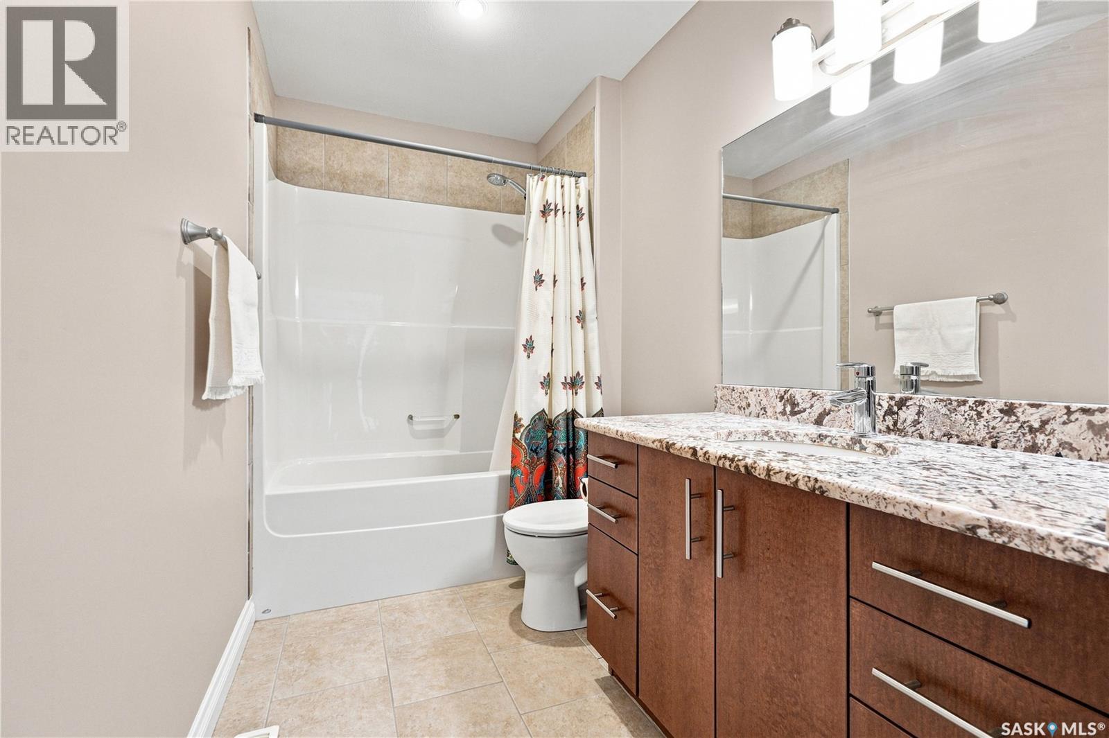 315 Waters CRESCENT - Image 53
