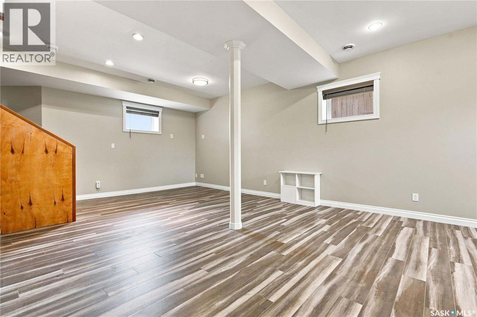 315 Waters CRESCENT - Image 55