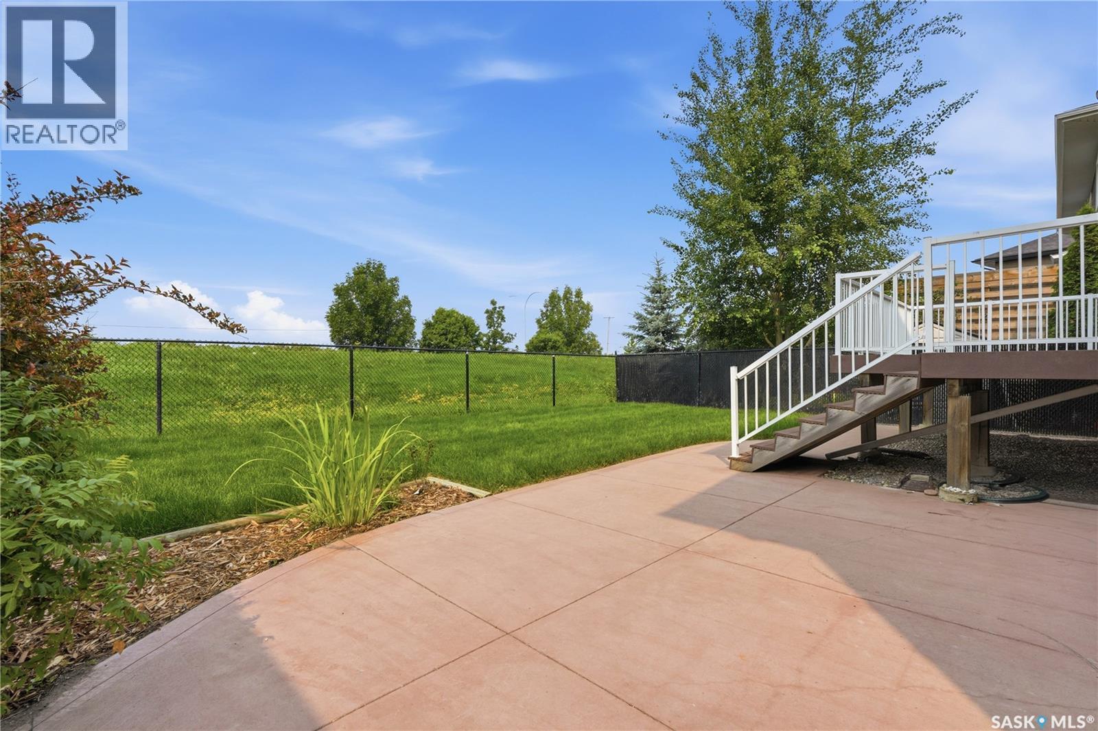 315 Waters CRESCENT - Image 65