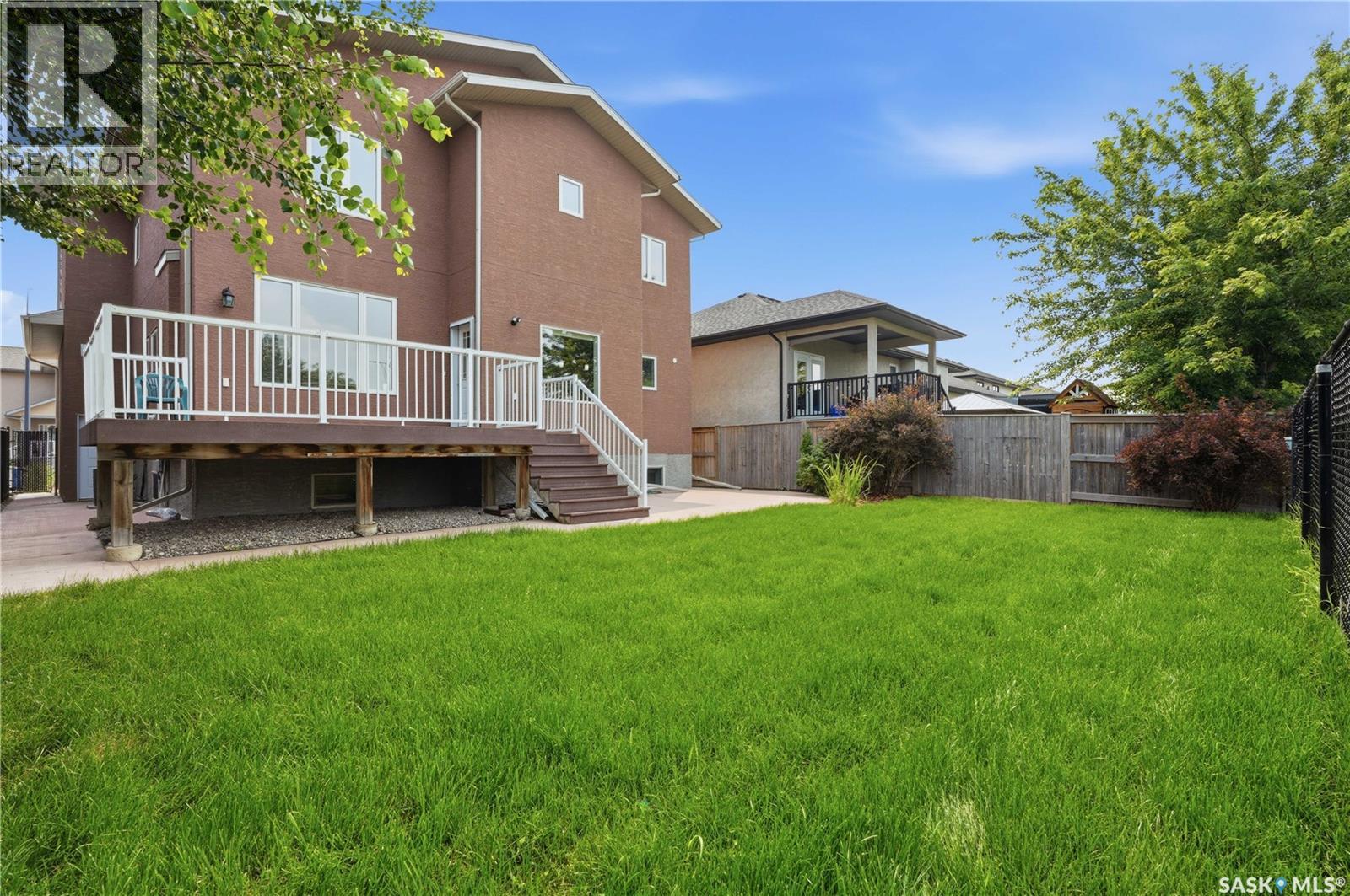 315 Waters CRESCENT - Image 67