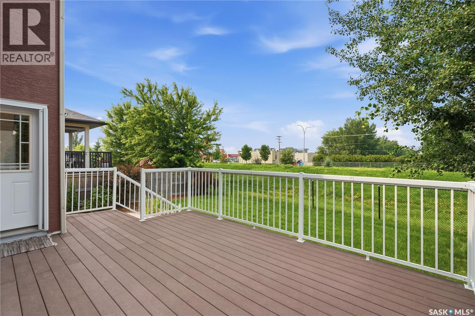 315 Waters CRESCENT - Image 69
