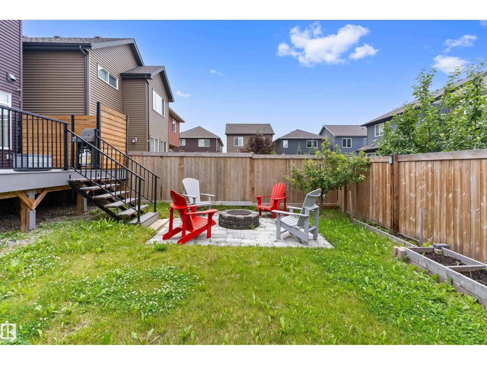 3116 CHOKECHERRY BN SW - 33