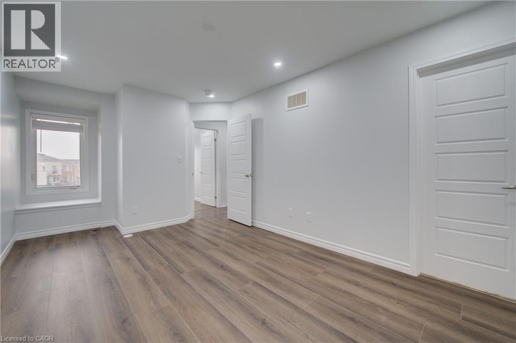 911 APPLE HILL Lane - Image 29
