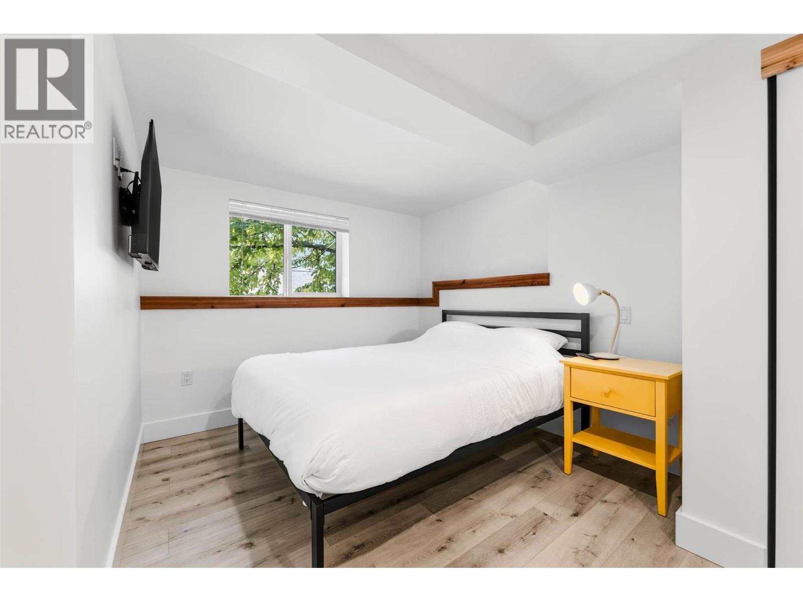 707 FIFTH Street - Image 36