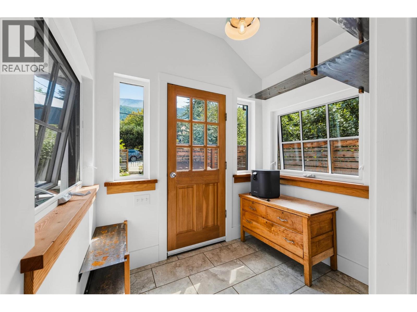 707 FIFTH Street - Image 12