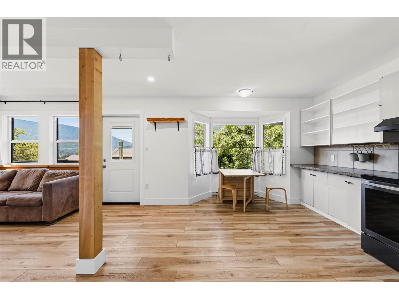 707 FIFTH Street - 21