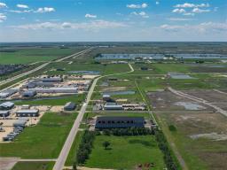 324 Rockall Road, Headingley, MB R4H1B4 Photo 6