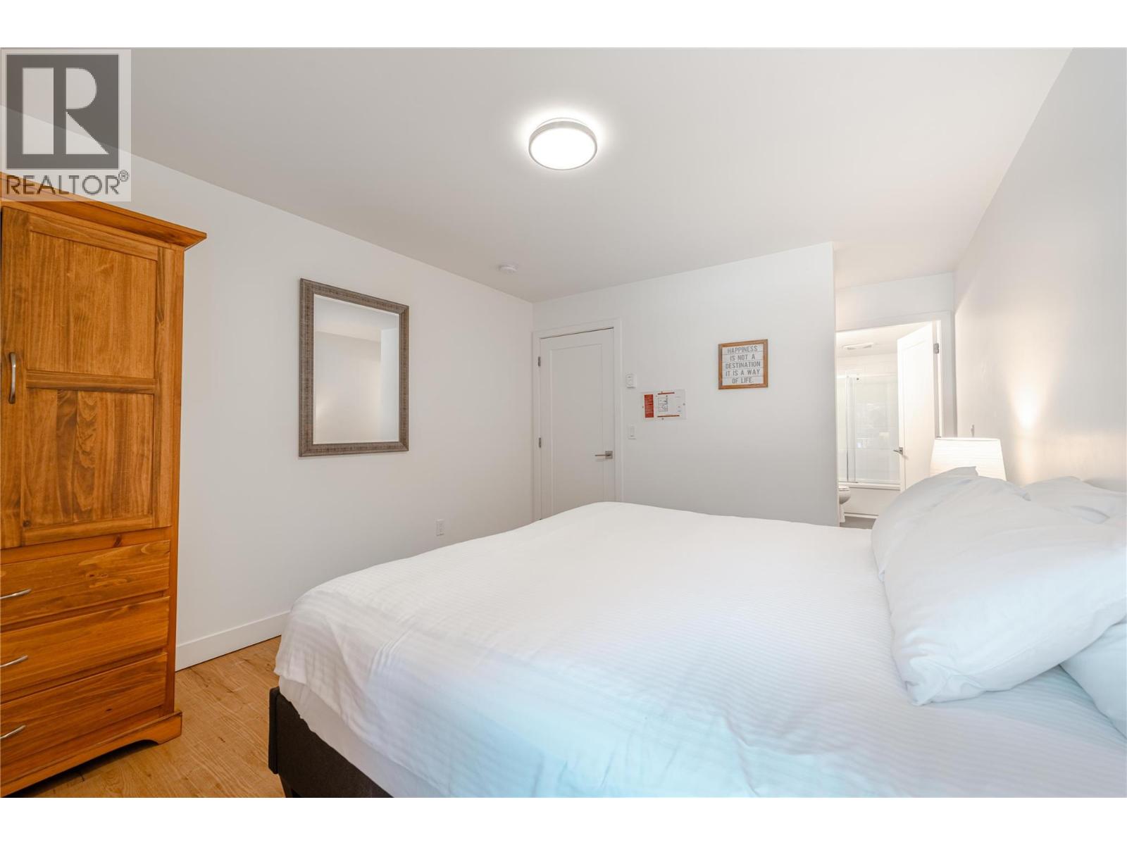 #4100 1901 Nels Nelson Crescent - 22