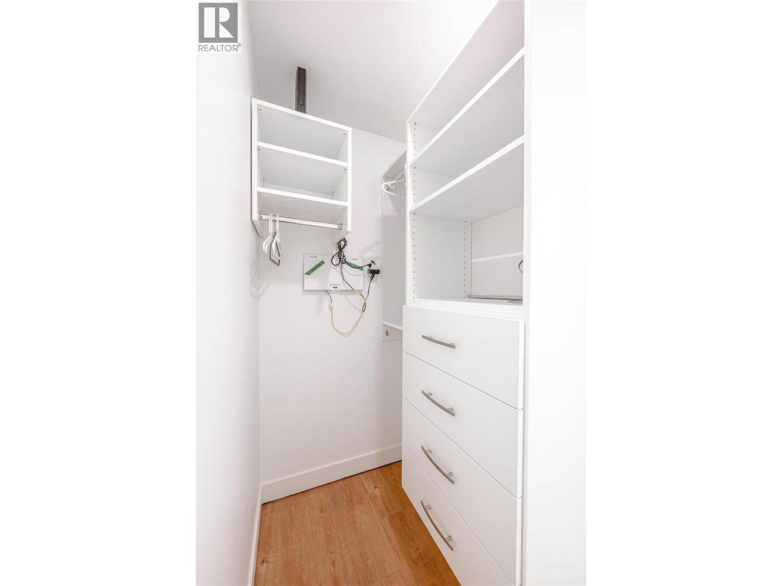 #4100 1901 Nels Nelson Crescent - 24