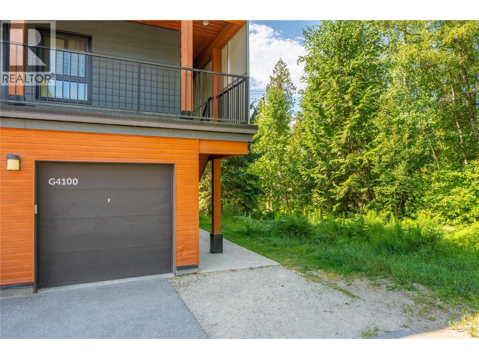 #4100 1901 Nels Nelson Crescent - 4