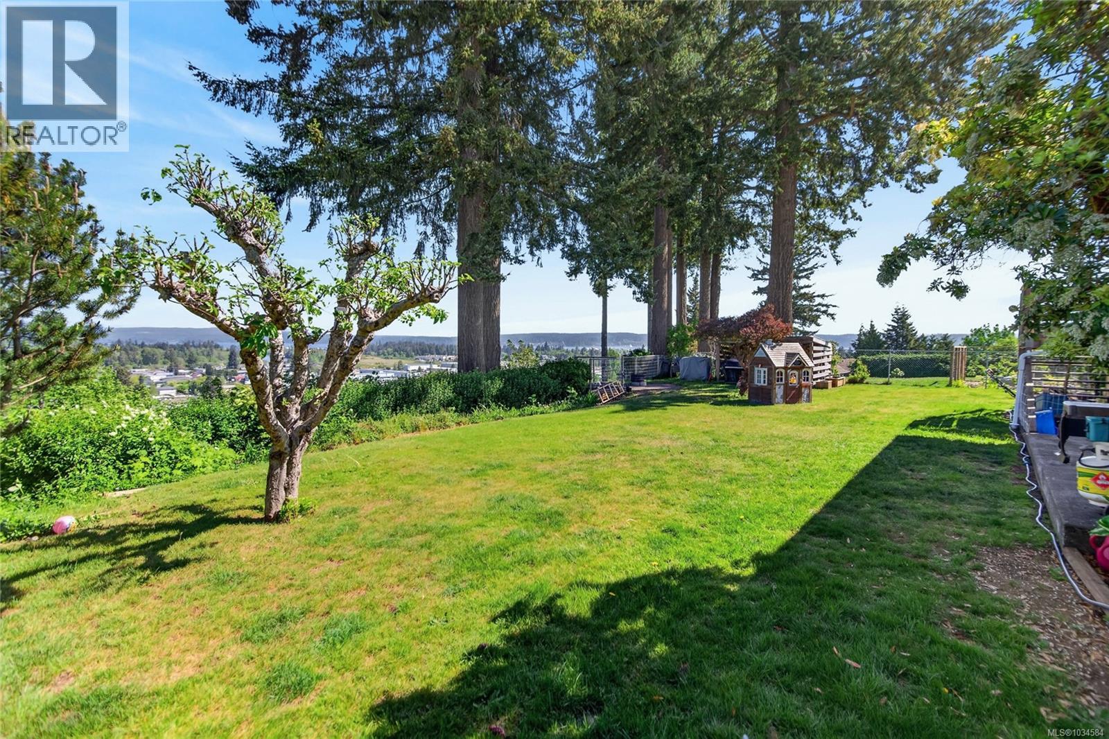 1820 Treelane Rd - Image 3