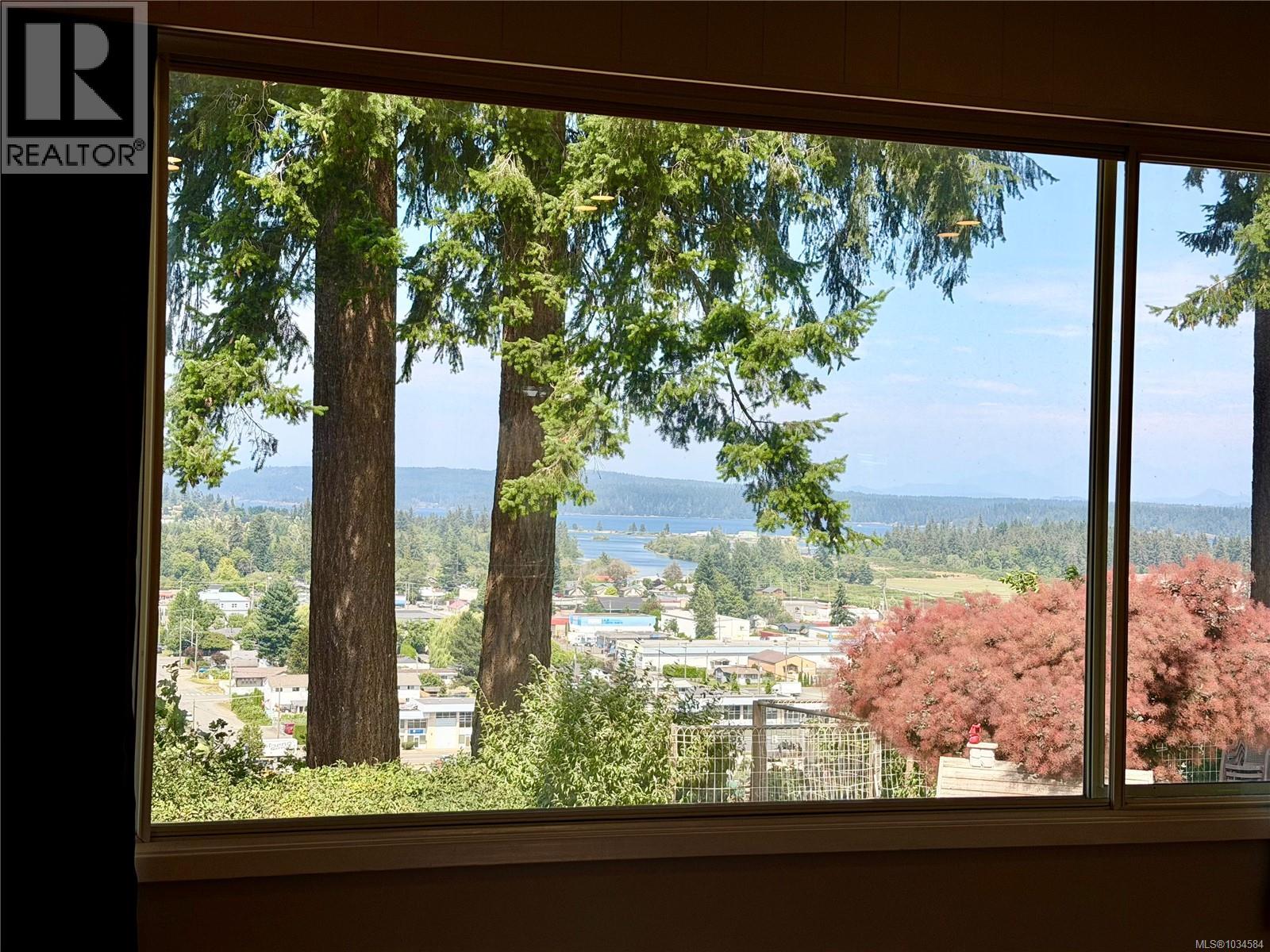 1820 Treelane Rd - Image 13