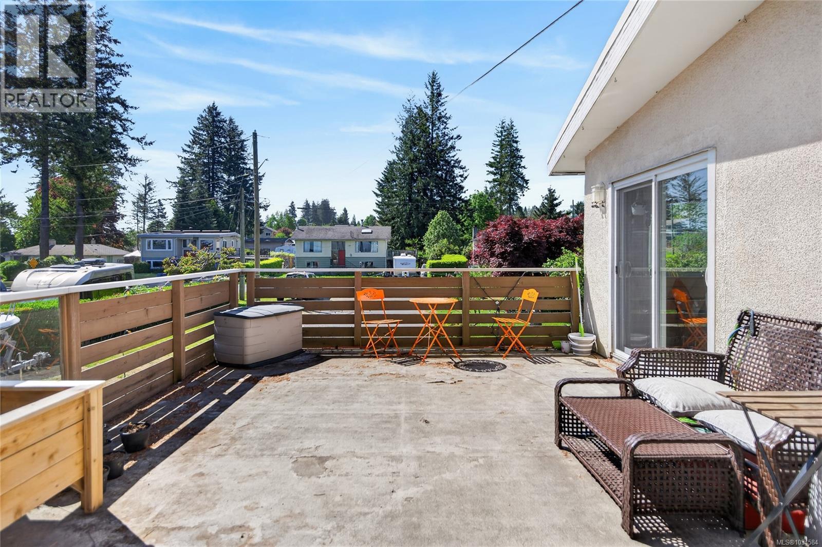 1820 Treelane Rd - Image 22
