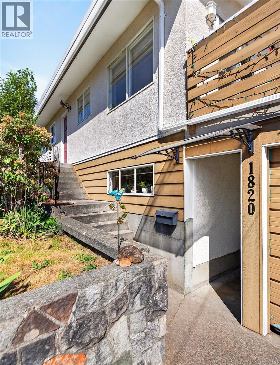 1820 Treelane Rd - Image 47
