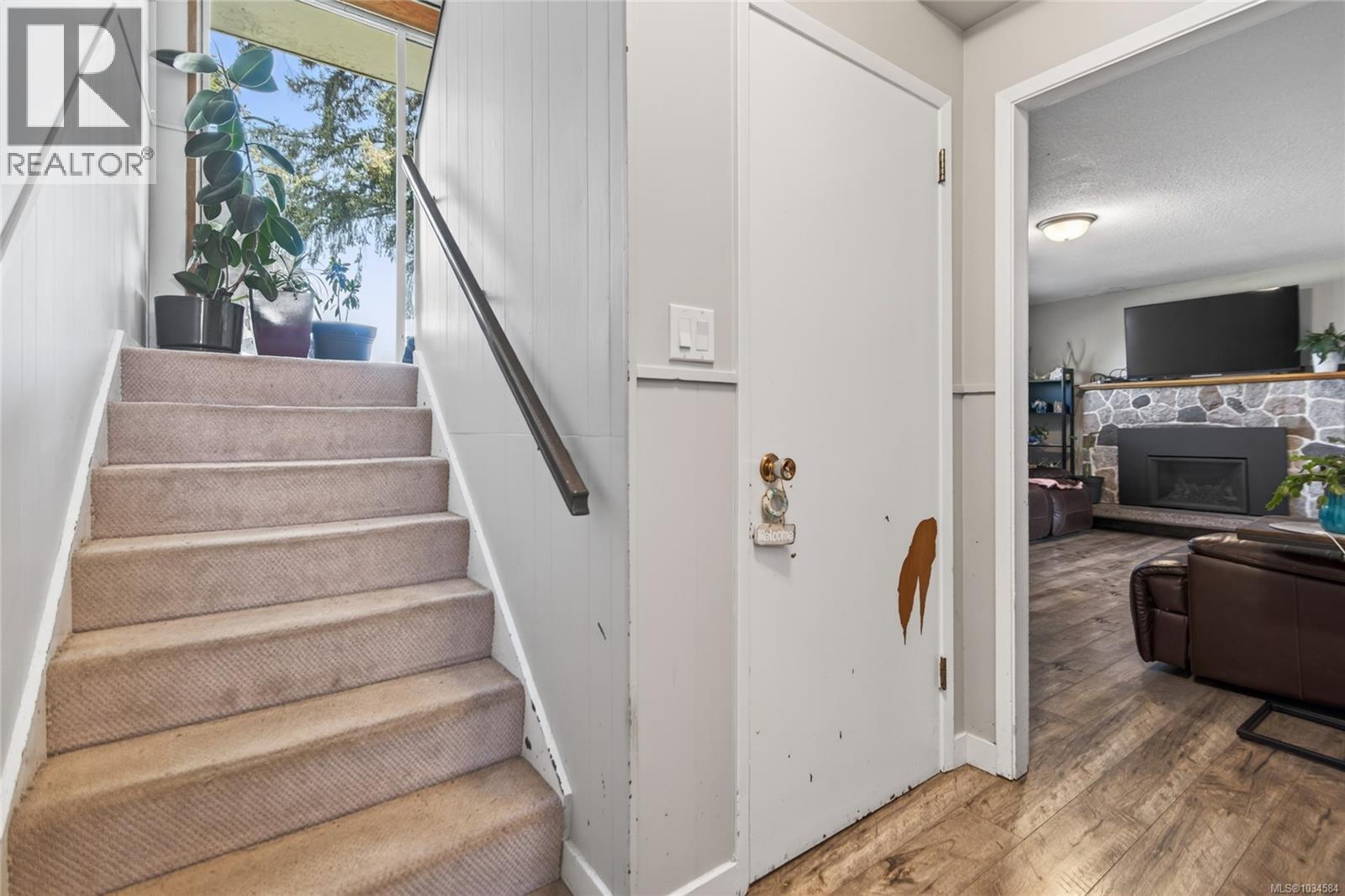 1820 Treelane Rd - 37
