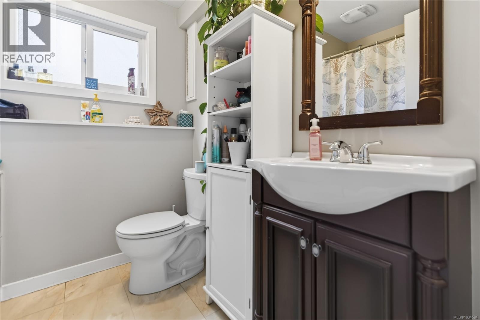 1820 Treelane Rd - Image 36