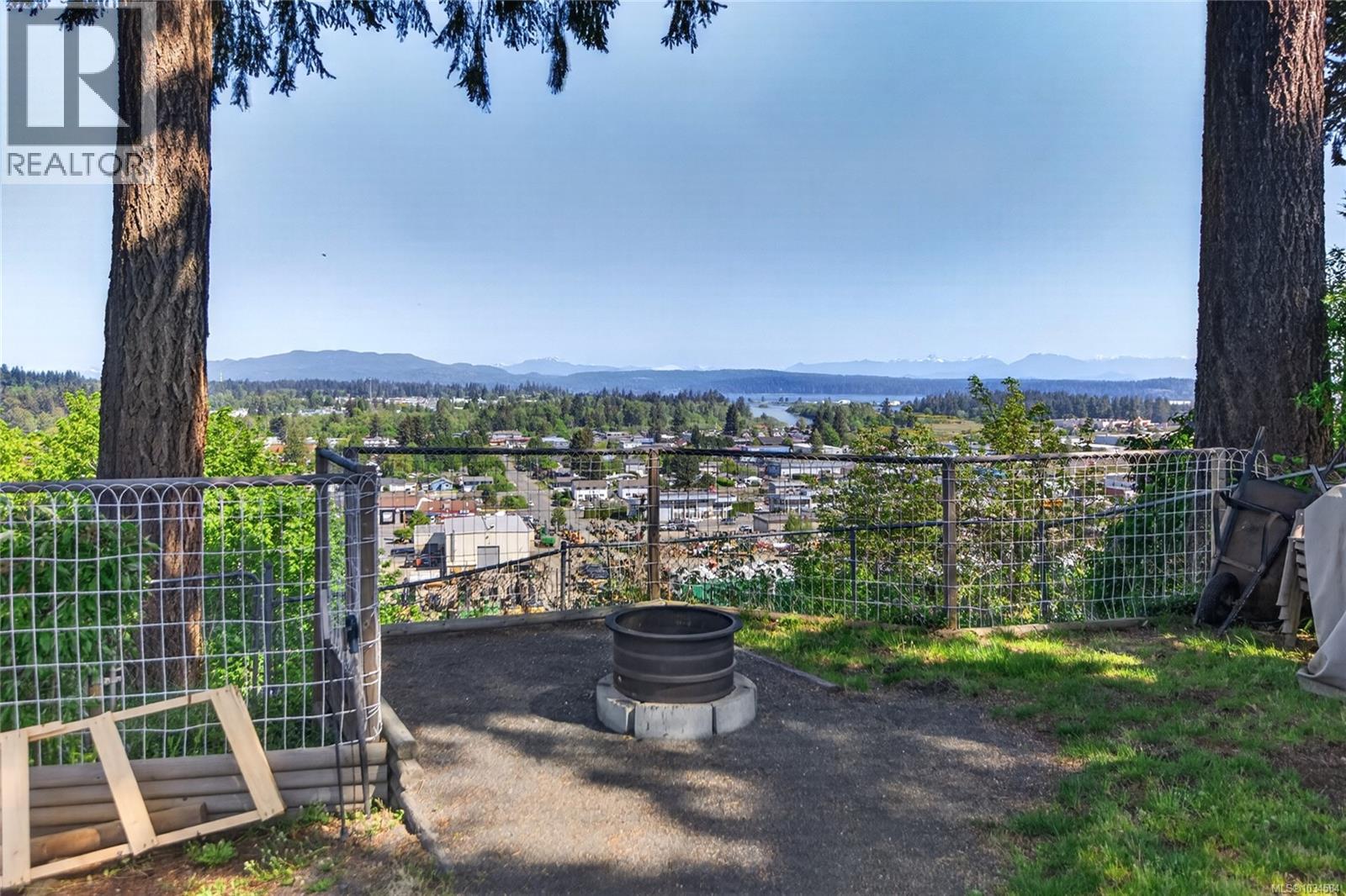 1820 Treelane Rd - 41