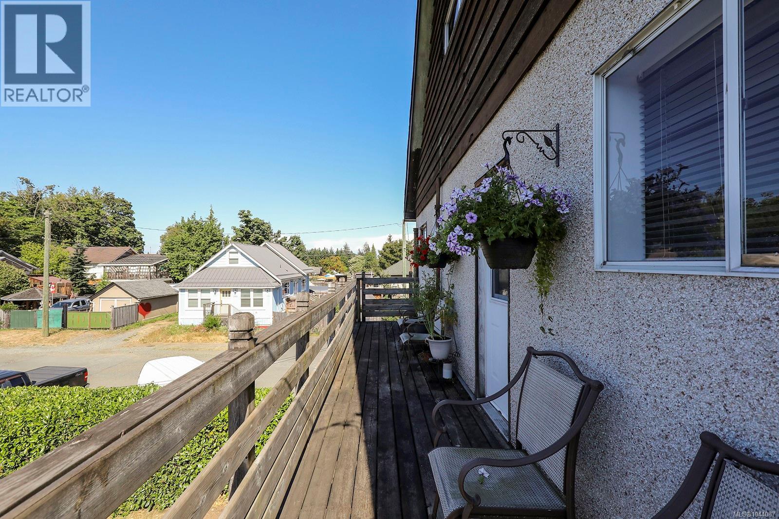 2780 Dunsmuir Ave - 34