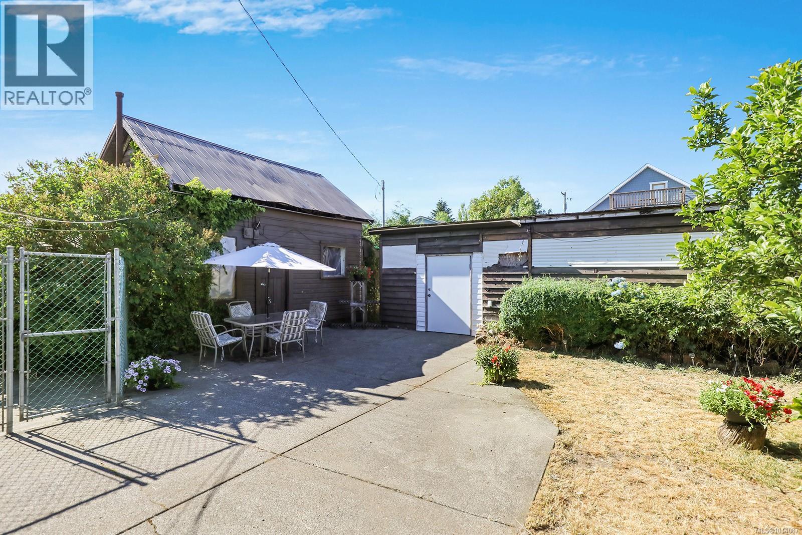 2780 Dunsmuir Ave - 38
